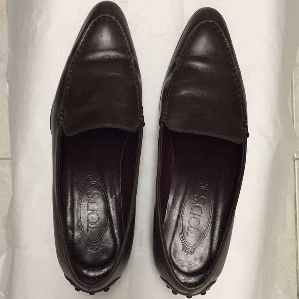 Tods women’s leather loafers